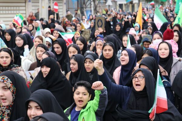 بندر ترکمن یکصدا با انقلاب؛ حماسه حضور در ۲۲ بهمن