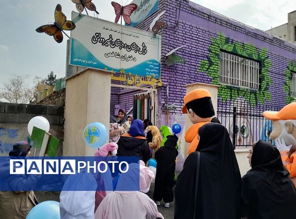 برگزاری طرح ایمنی  و سلامت با پویش نه به تصادف در مدرسه دختران شاخص 