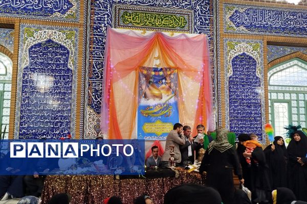 عطر حرم کریمه اهل بیت در بیجار پیچید 