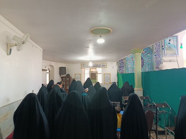 فعالیت جهادی دانشجومعلمان قم در روستای مومن آباد