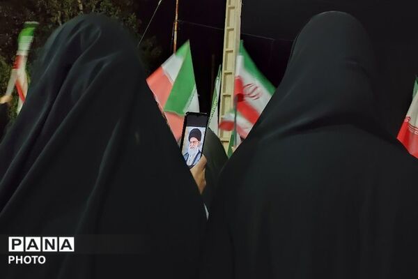 جهاد حضور در خیابان ادامه دارد