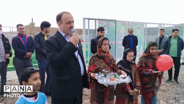 افتتاح آموزشگاه چهارکلاسه روستای احمد آباد در بخش هزار مسجد و زمین چمن مصنوعی شهدای روستای قلعه نو