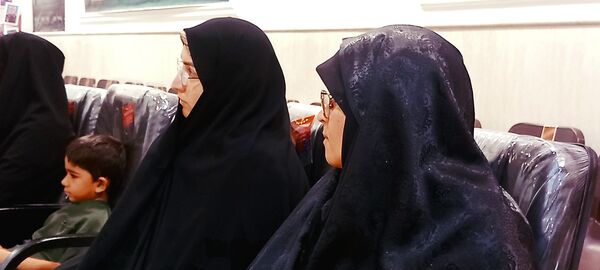 نشست بانوان ستاد نماز جمعه با امام جمعه شهرستان کاشمر 