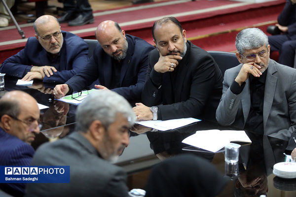 نشست مدیران وزارت آموزش و پرورش با اعضای کمیسیون آموزش مجلس