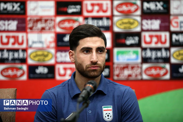 نشست خبری سرمربی تیم های ملی فوتبال ایران و ازبکستان