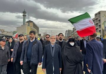 با زبان زور نمی‌توان با ملت ایران سخن گفت/ دشمنان دچار تحلیل‌های نادرست هستند