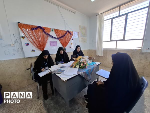 طنین قرآن، عترت و نماز در مشهدمرغاب