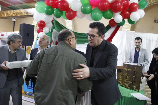 تقدیر از بازنشستگان شهرستان گرمه