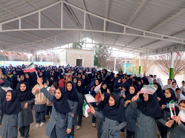 جشن میلاد امام زمان(عج) در دبستان فرهنگ فرازمند