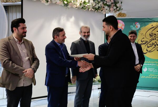 آیین اختتامیه جشنواره‌های فرهنگی و هنری کشور به میزبانی تبریز