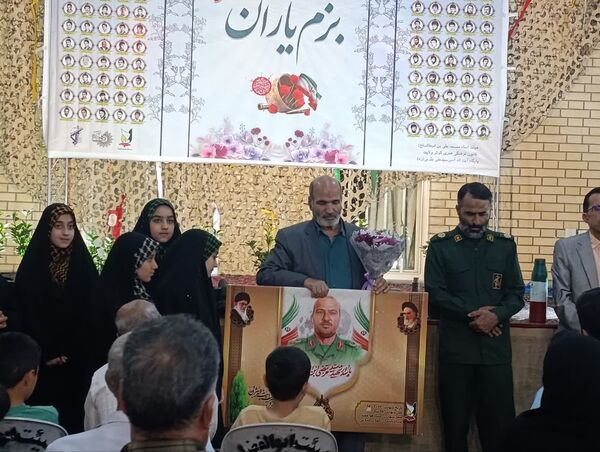  یادبود یکصد شهید پایگاه خیابان آیت‌الله یثربی(ره) کاشان