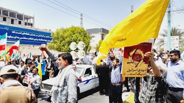 راهپیمایی خشم و نصر در بندرعباس