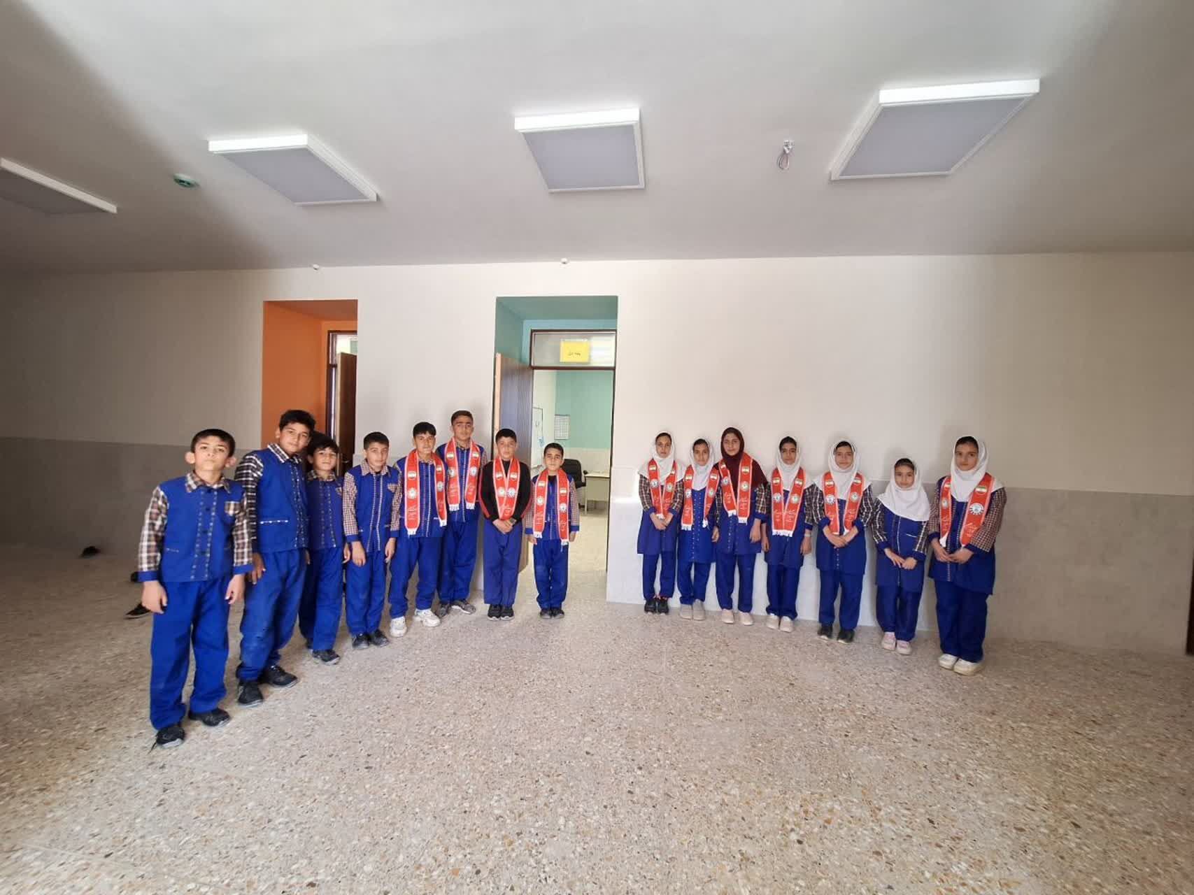 روز بدون کیف در آموزشگاه شهید ذوالفقاری روستای احمد آباد