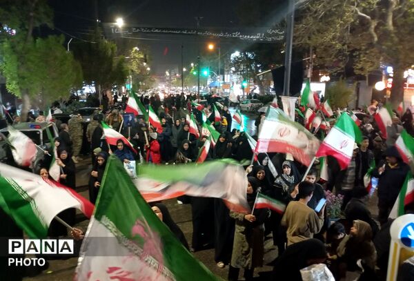 صدای قدم های باران، هنگامه ای متفاوت در مسجد جامع 