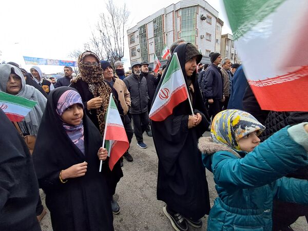 حماسه دهه نودی‌ها در راهپیمایی ۲۲ بهمن قائمشهر