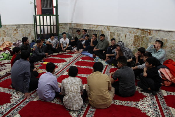 برگزاری حلقه‌های معرفتی صالحین در اعتکاف دانش‌آموزی فهرج