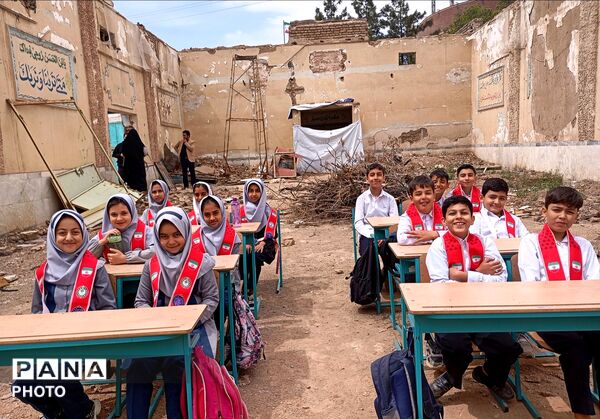 نماهنگ لالایی برای فرشتگان میناب