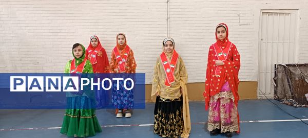 اجتماع بزرگ یاوران انقلاب در شهرستان فارسان