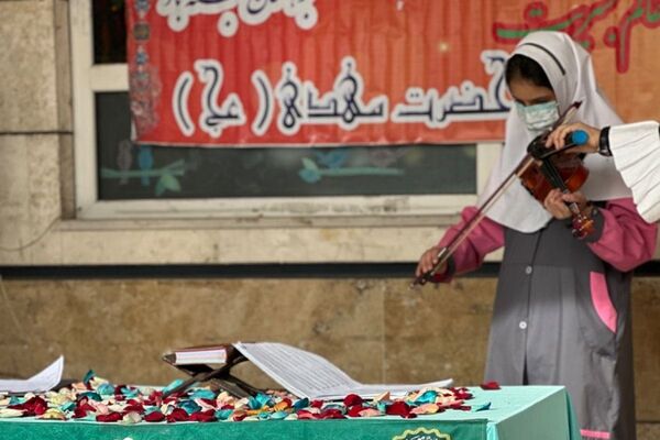 حضور پر شور دانش آموزان ناحیه دو شهرری در جشن نیمه شعبان و ایرانمون