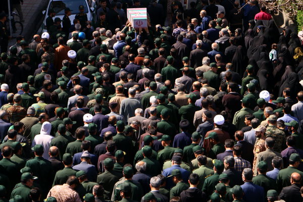 استقبال از پیکر مطهر ۲ شهید گمنام دفاع مقدس در شب‌های قدر