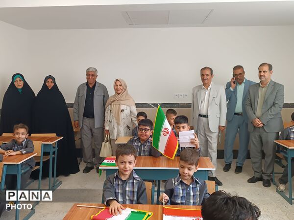 بازدید از مدرسه مشارکتی زنده‌یاد مریم باقری در منطقه ۱۶ تهران