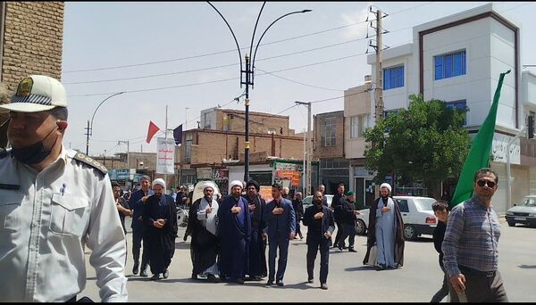 برپایی موکب دانش‌آموزی در روز اربعین حسینی در فاروج