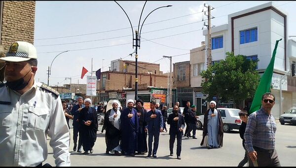 برپایی موکب دانش‌آموزی در روز اربعین حسینی در فاروج