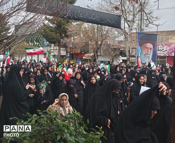 قاب پانا میزبان مراسم تشییع پیکر شهدا نیشابور 