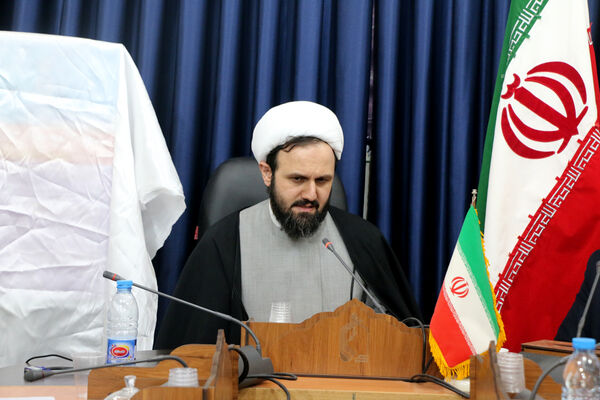 آیین رونمایی از پوستر طرح ملی آموزش هوش مصنوعی «نوآموز»  در قم
