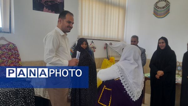 نمایشگاه صنایع دستی مرتبط با کسب و کار