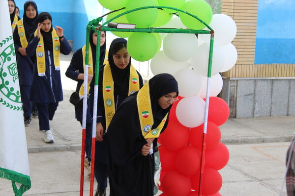 برگزاری اردوی تمشک در شهرستان گرمه 