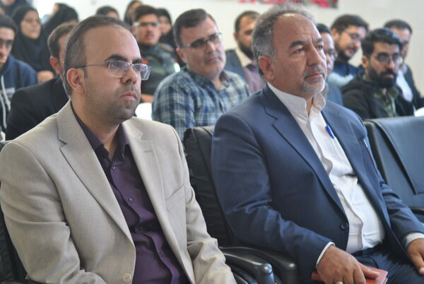مشارکت معلمان و دانش‌آموزان استثنایی در مسابقات قرآن، عترت و نماز