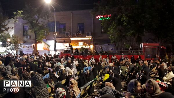 نود و ششمین شب از اجتماعات مردمی حسینیه امام خمینی نیشابور 