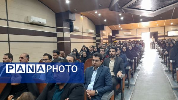 تجلیل از برگزیدگان جشنواره‌های آموزشی در «الفتا»