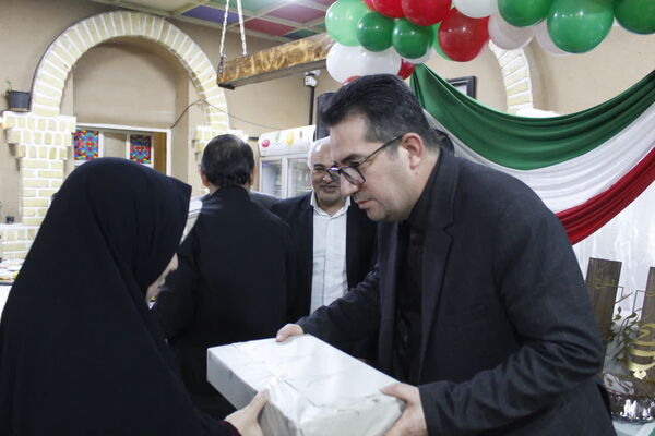 تقدیر از بازنشستگان شهرستان گرمه