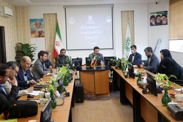 نشست و هم‌‌اندیشی معاون پرورشی و فرهنگی اداره‌کل آموزش و پرورش با ناحیه 6 مشهد