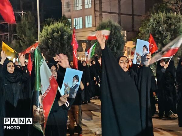 میدان در شب صد و سی میزبان دلدادگان وطن