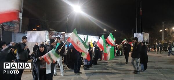 مردم ساوجبلاغ هنوز هم سوگوار رهبر شهیدشان هستند 