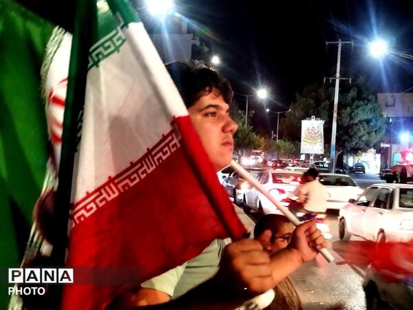«موکب شهدای بسیج» در فلکه آزادی؛ میعادگاه دلدادگان و خادمان