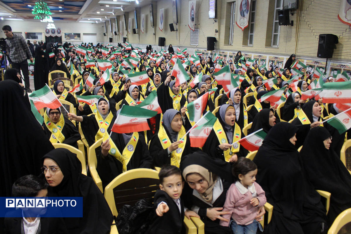 جلوه‌های ویژه سی و نهمین یادواره یکهزار شهید دانش آموز و فرهنگی استان قم