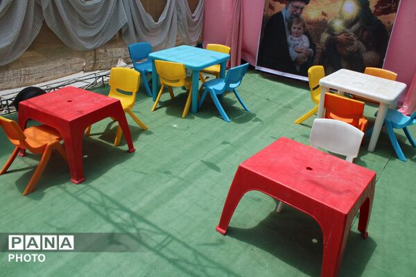 مهمانک در تدارک میزبانی از زائران تشییع رهبر شهید