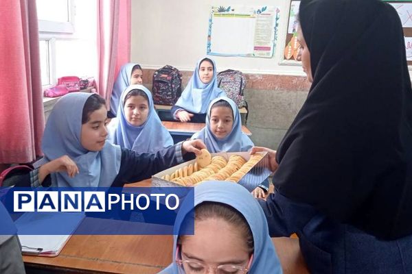 جشن نیمه شعبان در دبستان میقات پردیس