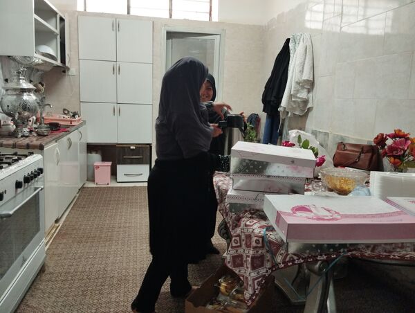 تجلیل از معلمان نمونه در مدرسه تقوا مشهد