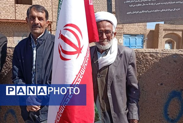 حضور مردم روستای براباد در راهپیمایی روز جهانی قدس