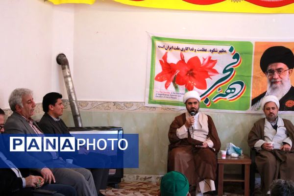 دیدار اقشار مختلف مردم با امام جمعه قاضی به مناسبت ۱۲ بهمن