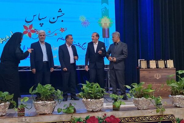 جشن سپاس معلم در تالار معلم ناحیه 3 شیراز
