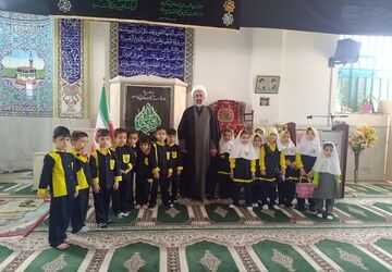 نماز جمعه، نماد وحدت و همبستگی امت اسلامی 