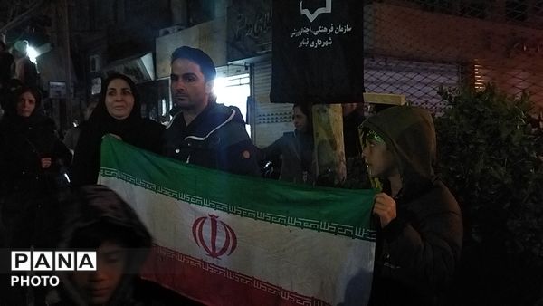 حضور نسل های مختلف در اجتماعات شبانه نیشابور