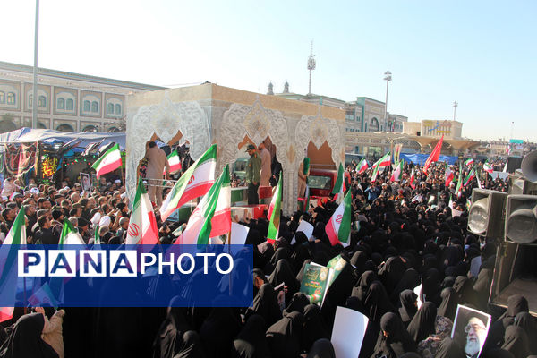 آیین تشییع لاله‌های فاطمی در قم