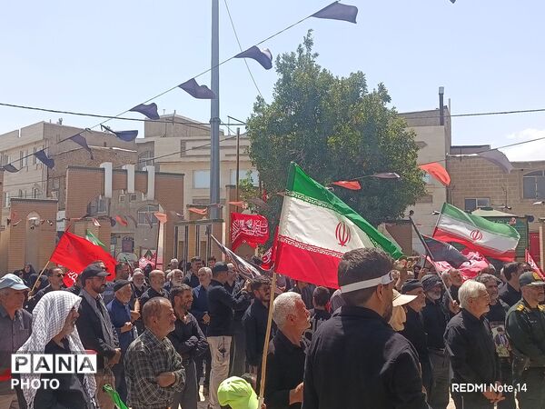 جاماندگان اربعین حسینی هم قدم تا کربلا